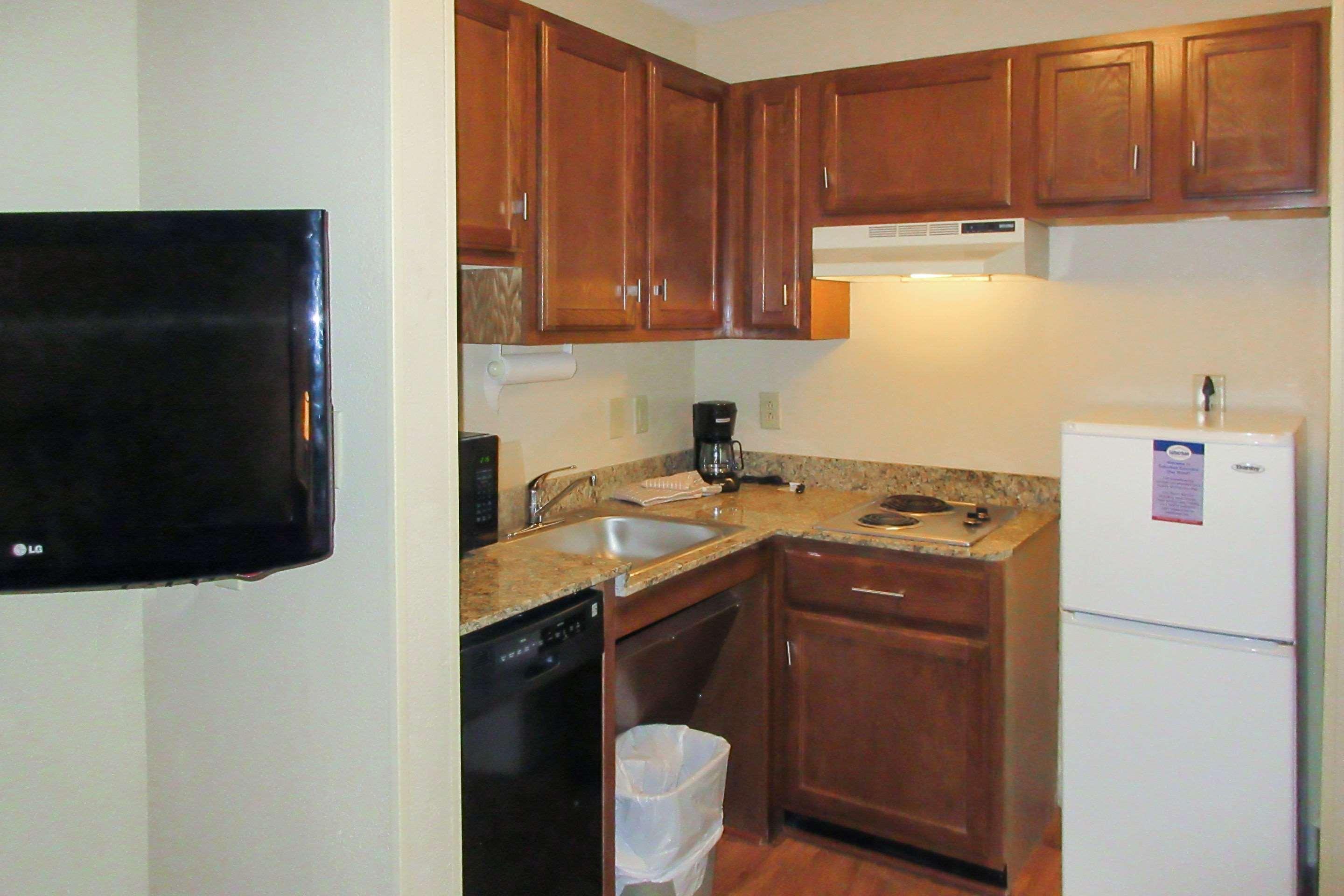 Suburban Extended Stay Hotel Greenville Haywood Mall المظهر الخارجي الصورة