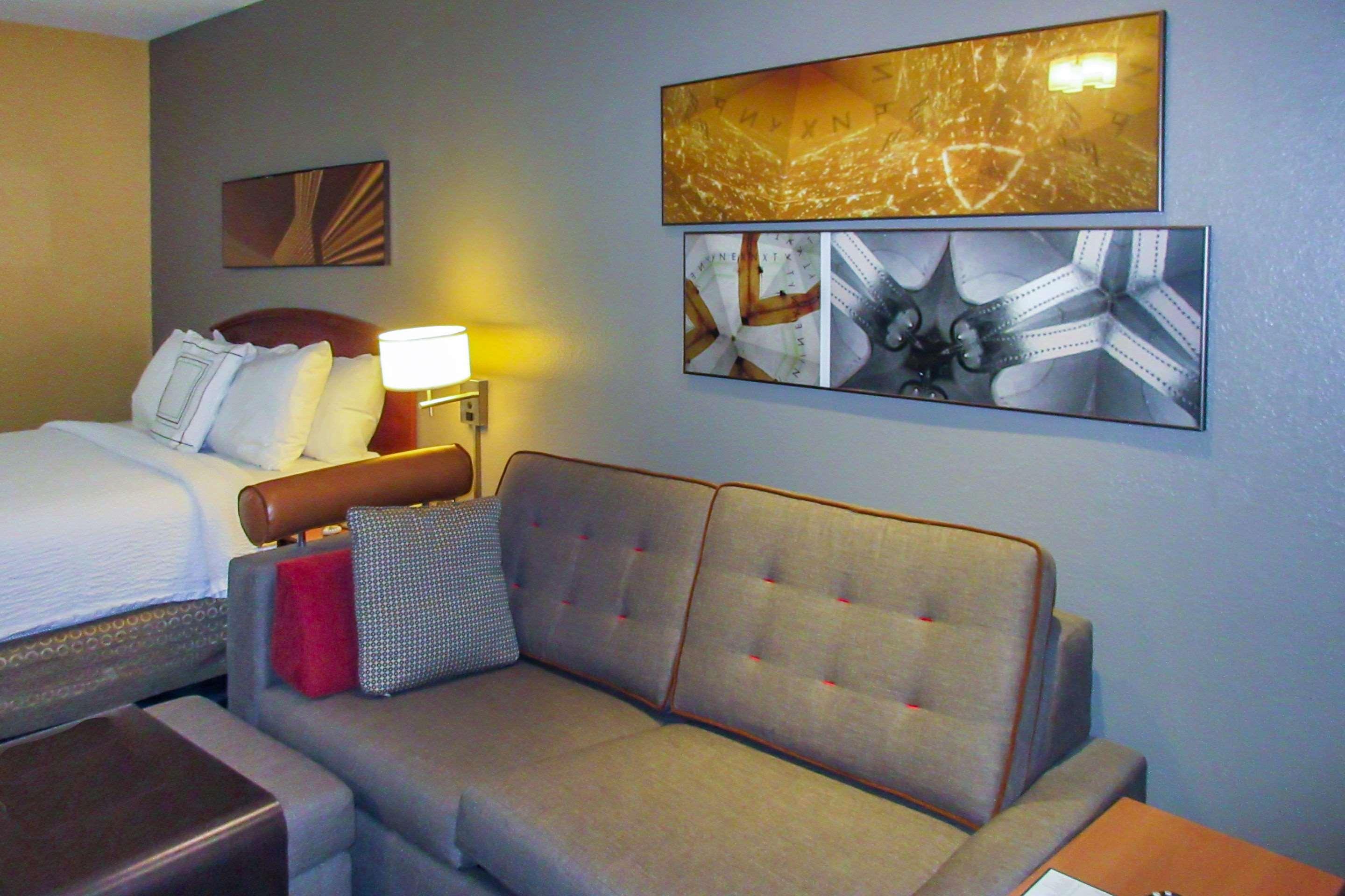 Suburban Extended Stay Hotel Greenville Haywood Mall المظهر الخارجي الصورة