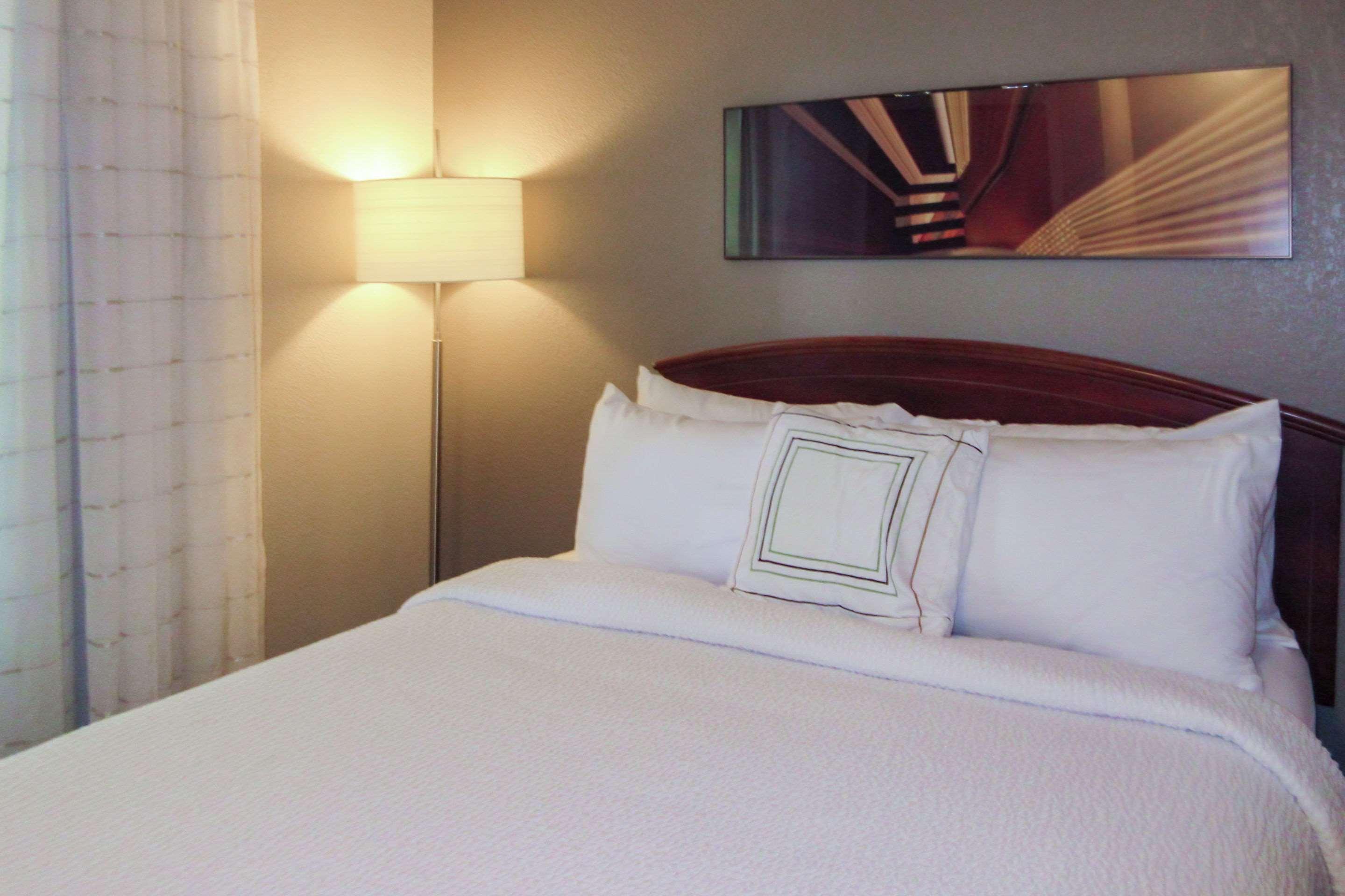 Suburban Extended Stay Hotel Greenville Haywood Mall المظهر الخارجي الصورة