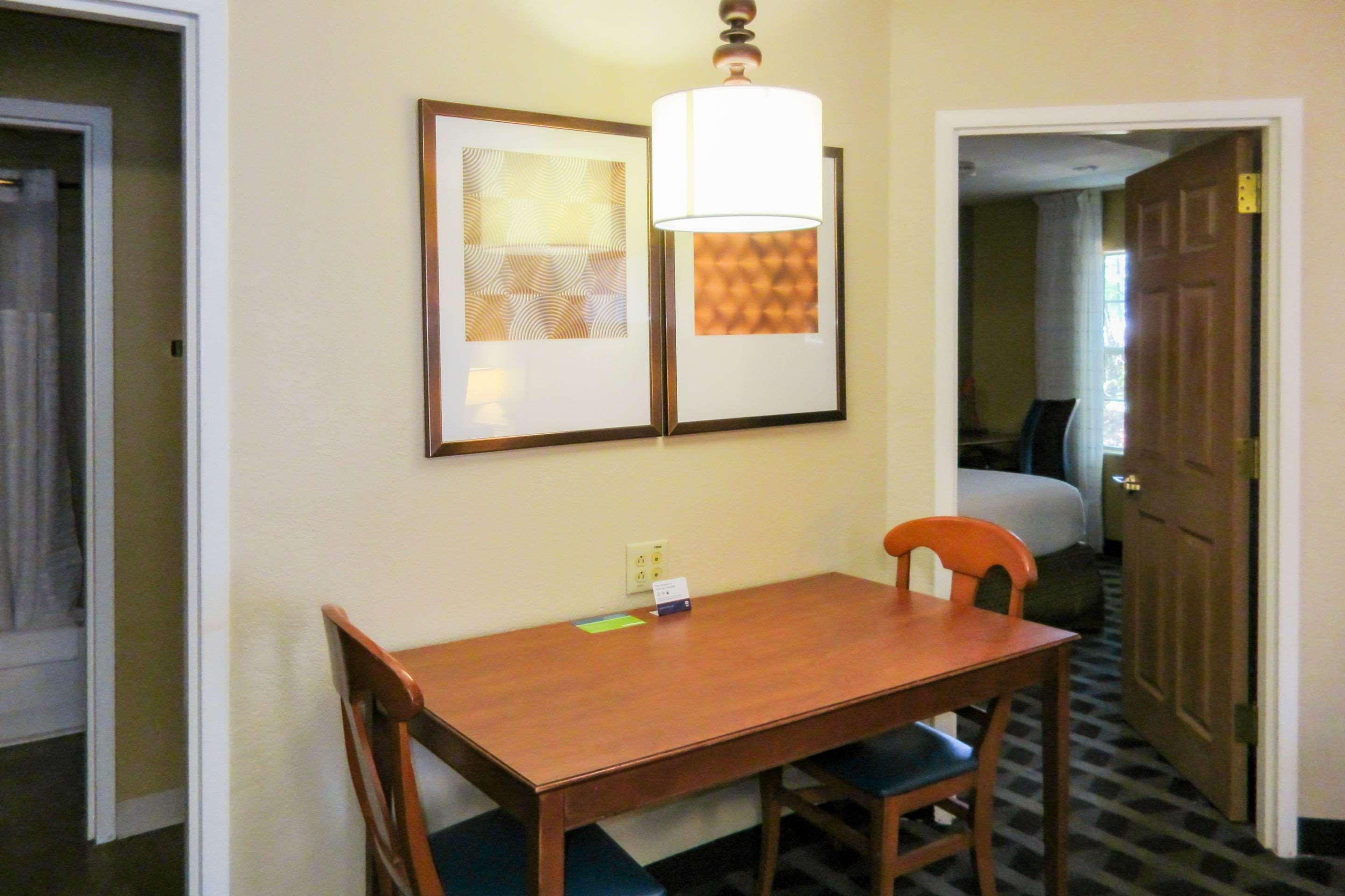 Suburban Extended Stay Hotel Greenville Haywood Mall المظهر الخارجي الصورة
