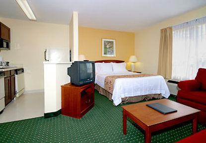 Suburban Extended Stay Hotel Greenville Haywood Mall الغرفة الصورة